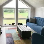 Cabin Near Svartisen With Midnight Sun Holiday home
